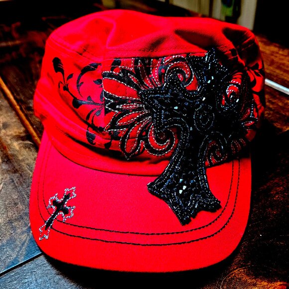 Keethos Red Cowgirl Cross Hat - Picture 1 of 2